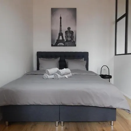 Gold And Guest house 3*